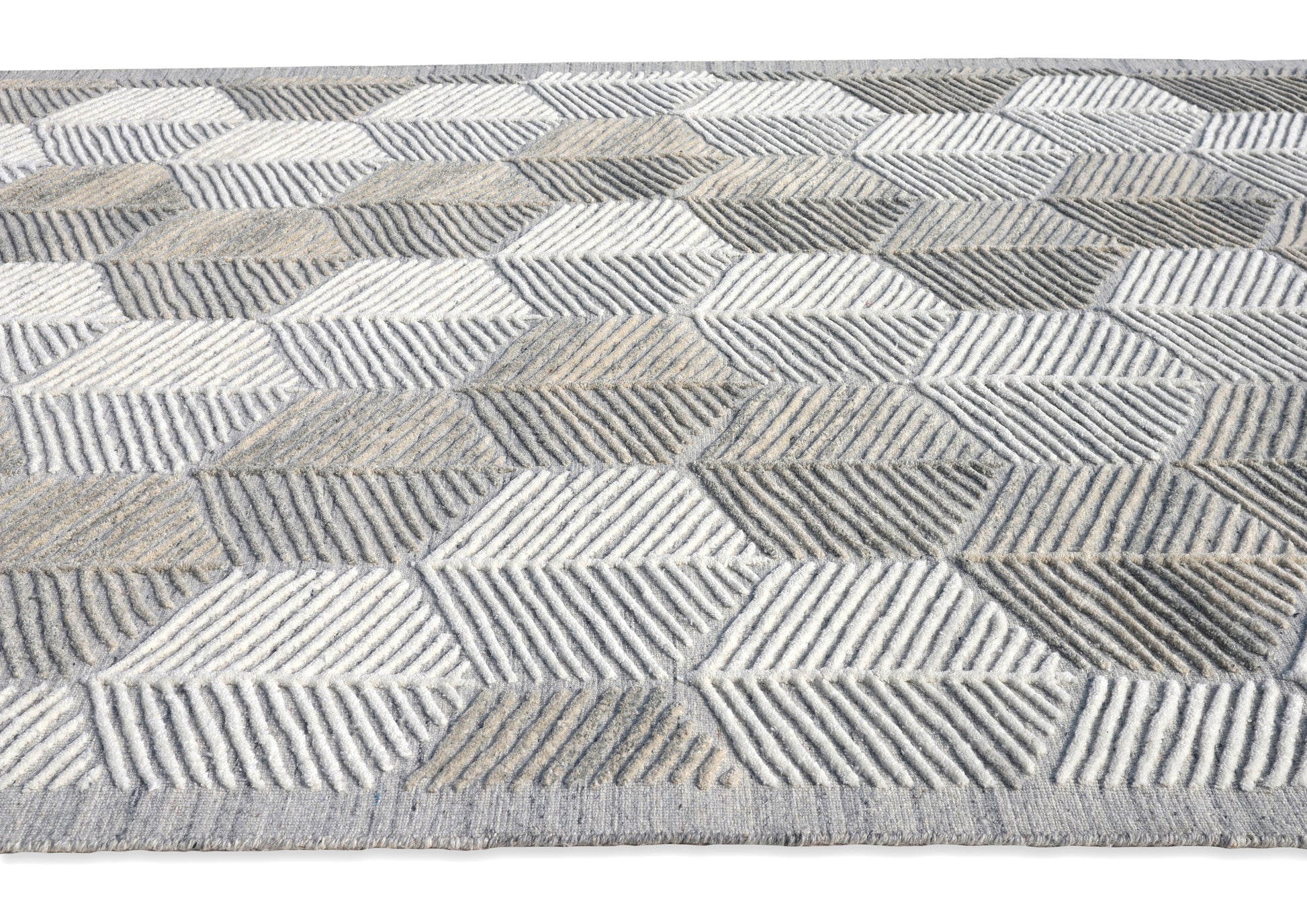 Linear Leaf Handmade Wool Accent Rug