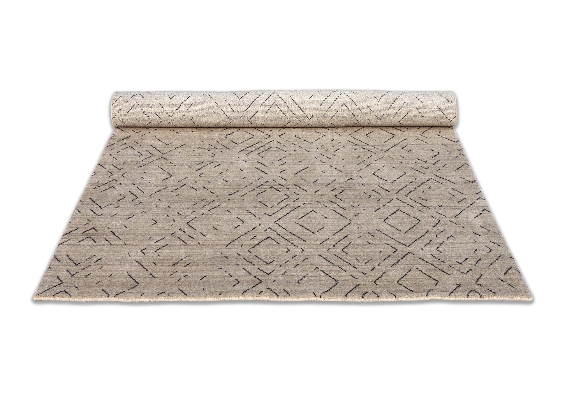 Geometric Earth Handmade Wool Accent Rug 