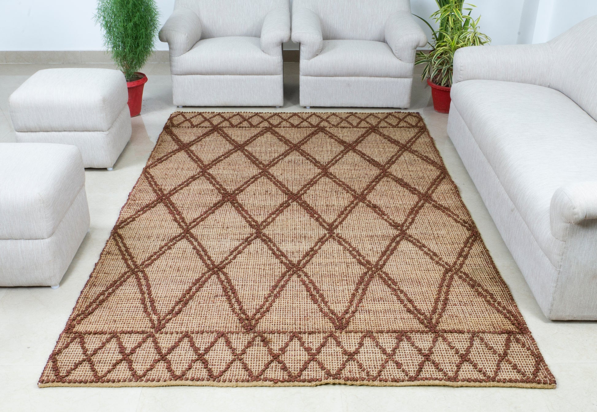 Diamond Harmony Handwoven Jute Accent Rug