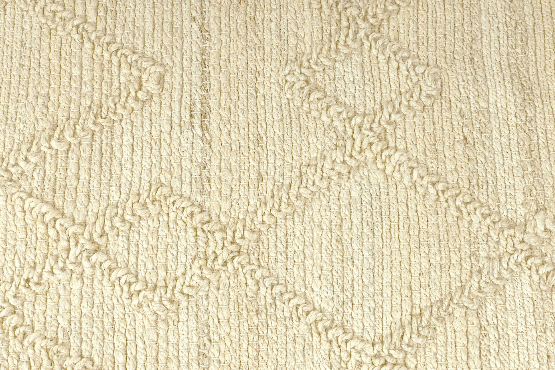 Diamond Serenity Handwoven Jute Accent Rug