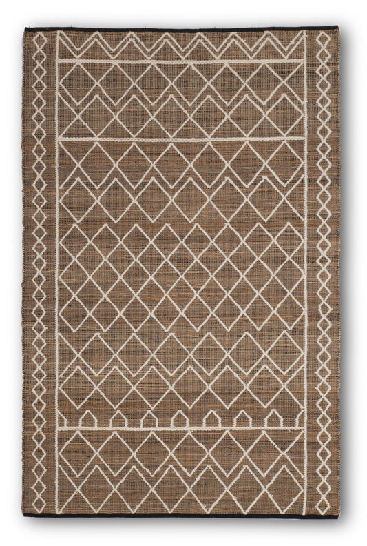 Geometric Essence Handwoven Jute Accent Rug 