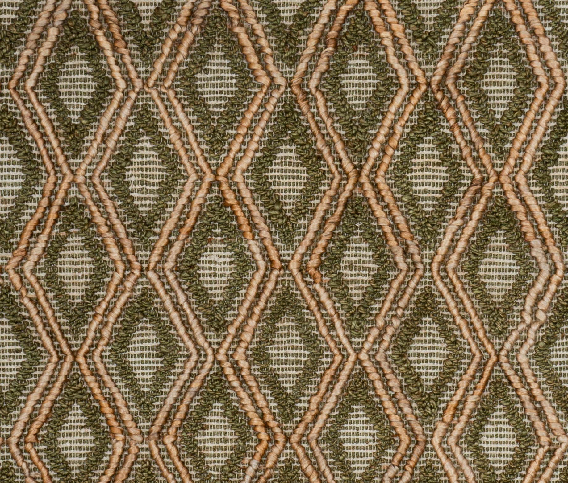 Verdant Diamond Handwoven Jute Accent Rug – Forest Hues