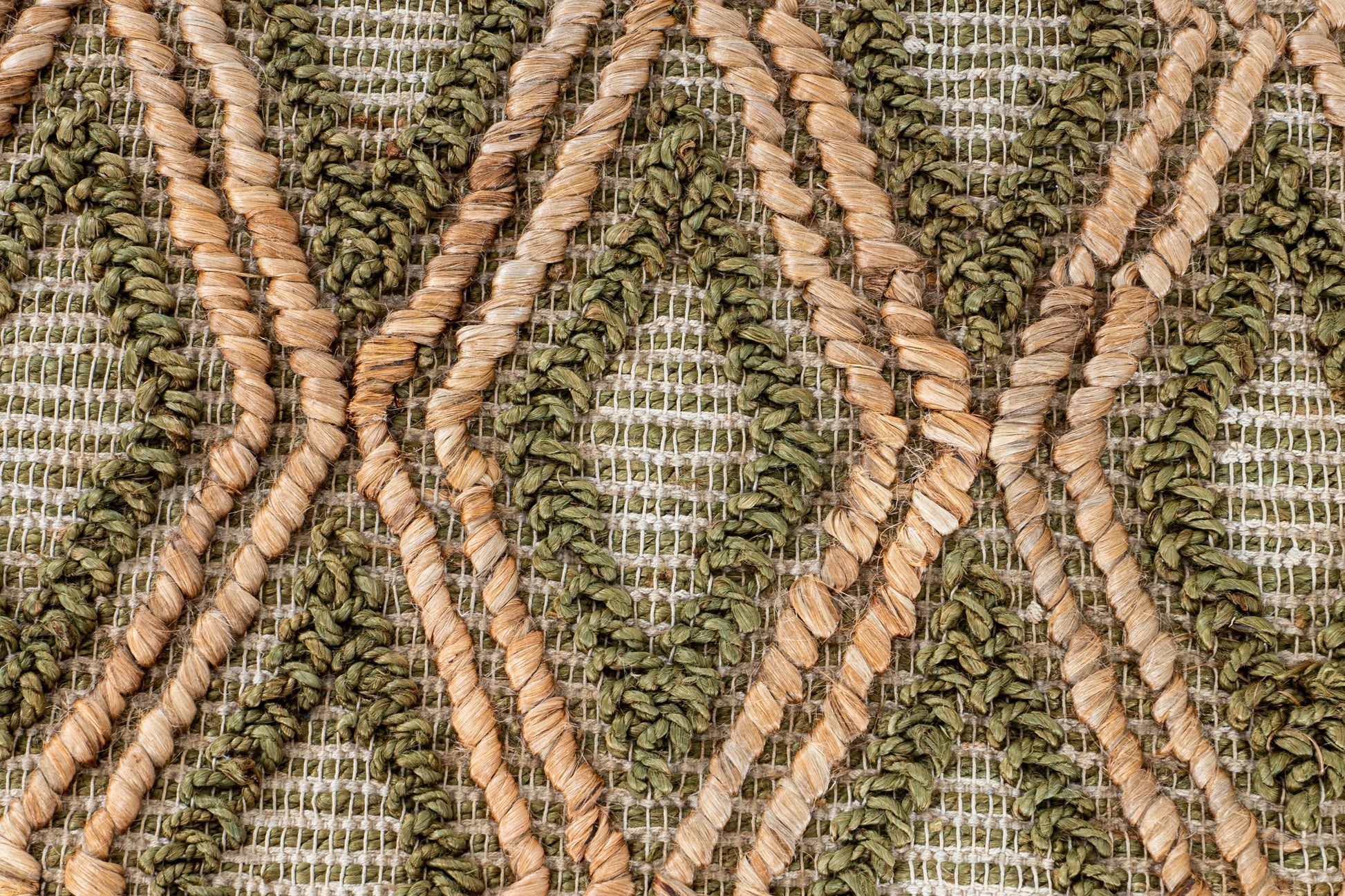 Verdant Diamond Handwoven Jute Accent Rug – Forest Hues