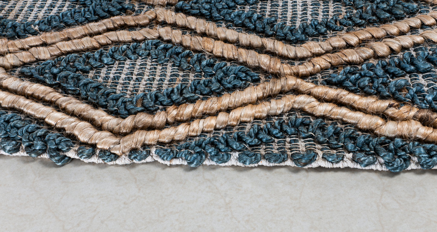 Sapphire Lattice Handwoven Jute Accent Rug – Oceanic Tranquility