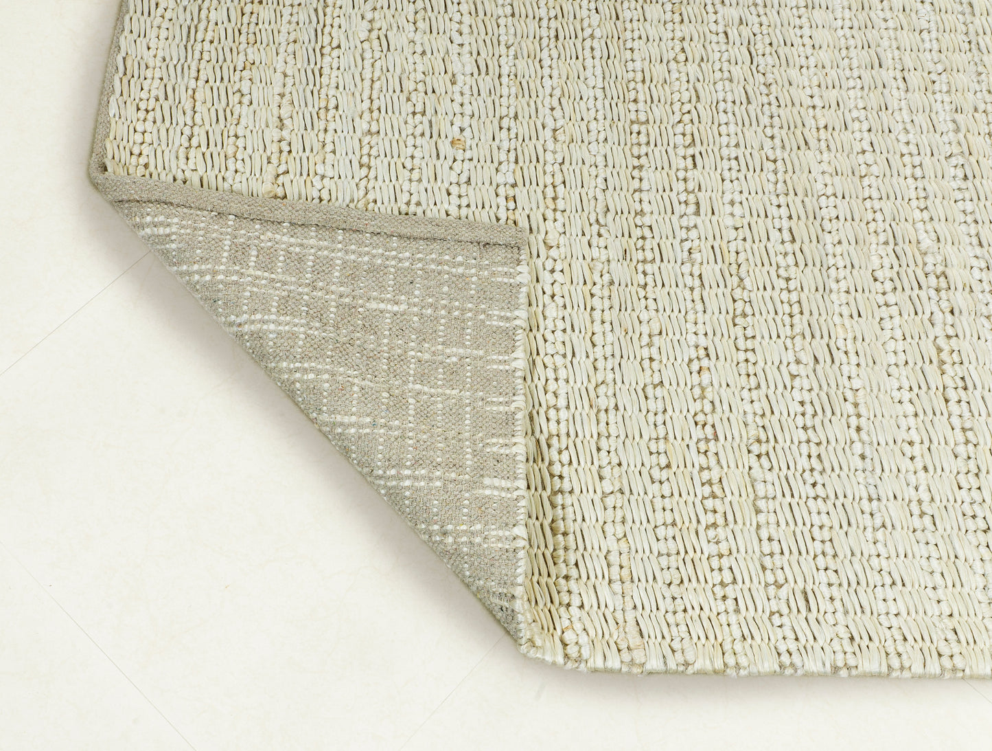 Ivory Sands Handwoven Jute Accent Rug