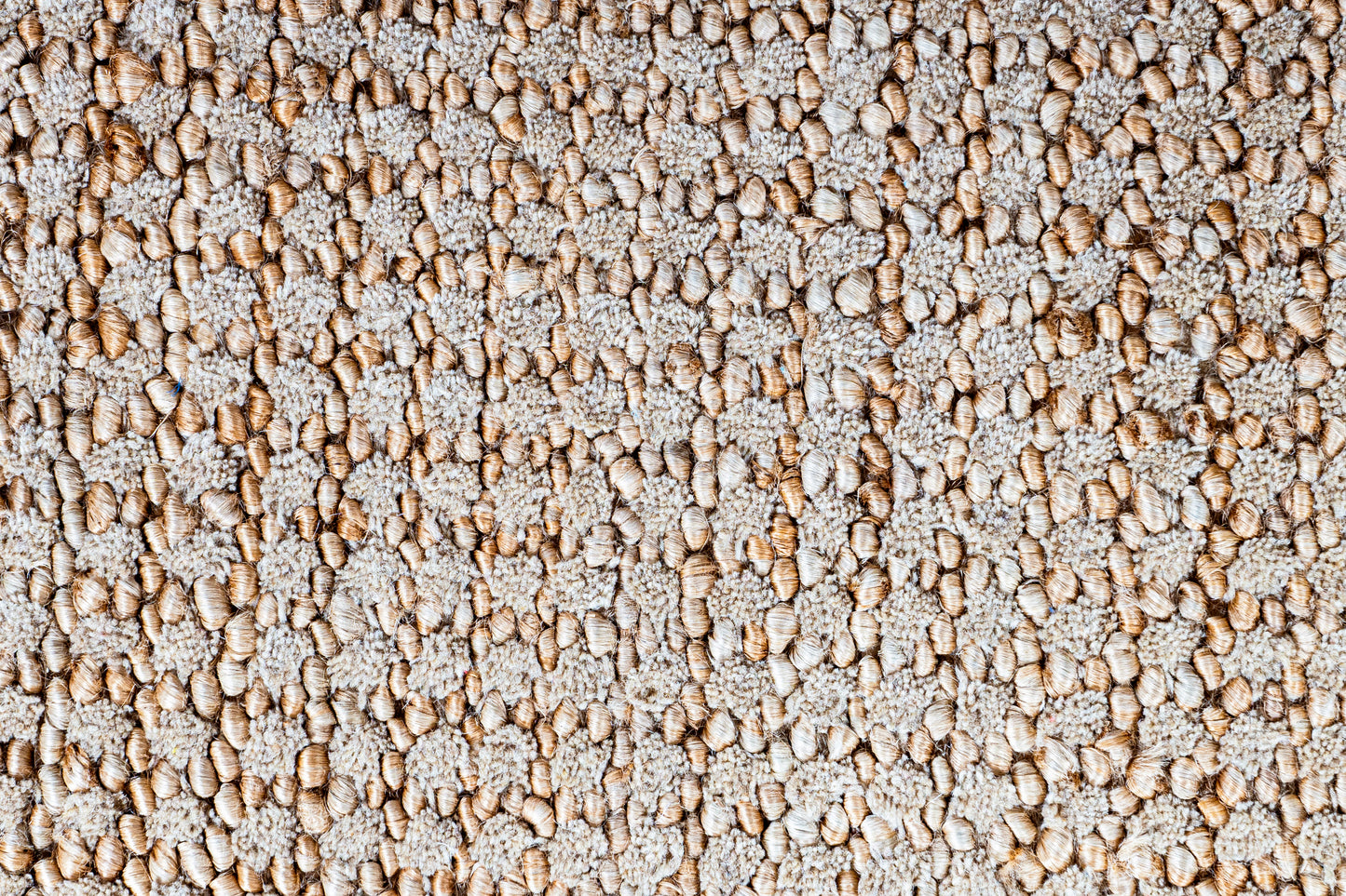 Serene Fusion Handwoven Jute & Wool Accent Rug – Petite Textural Harmony