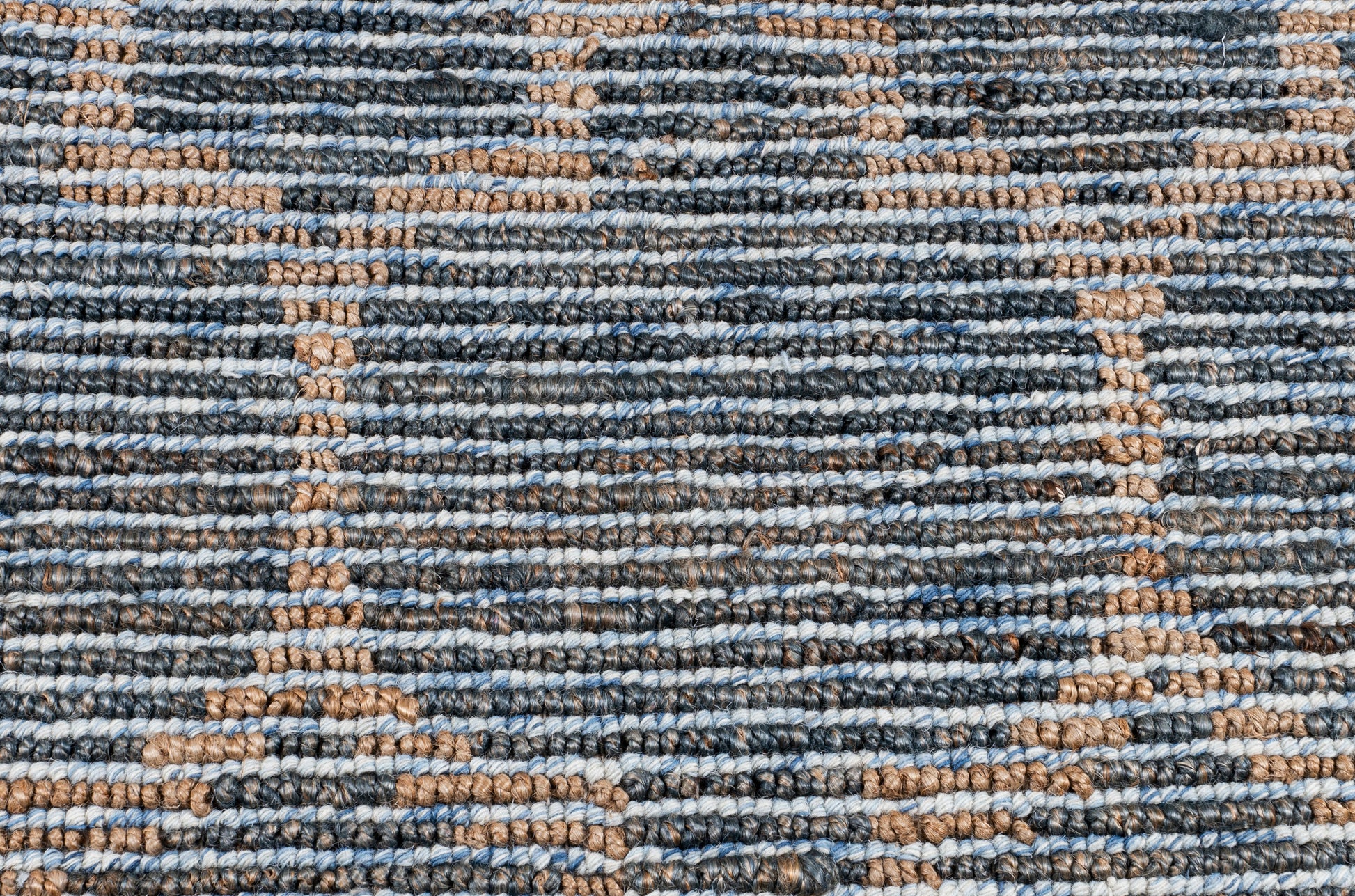 Marine Mosaic Handwoven Jute & Wool Accent Rug – Azure Interlace