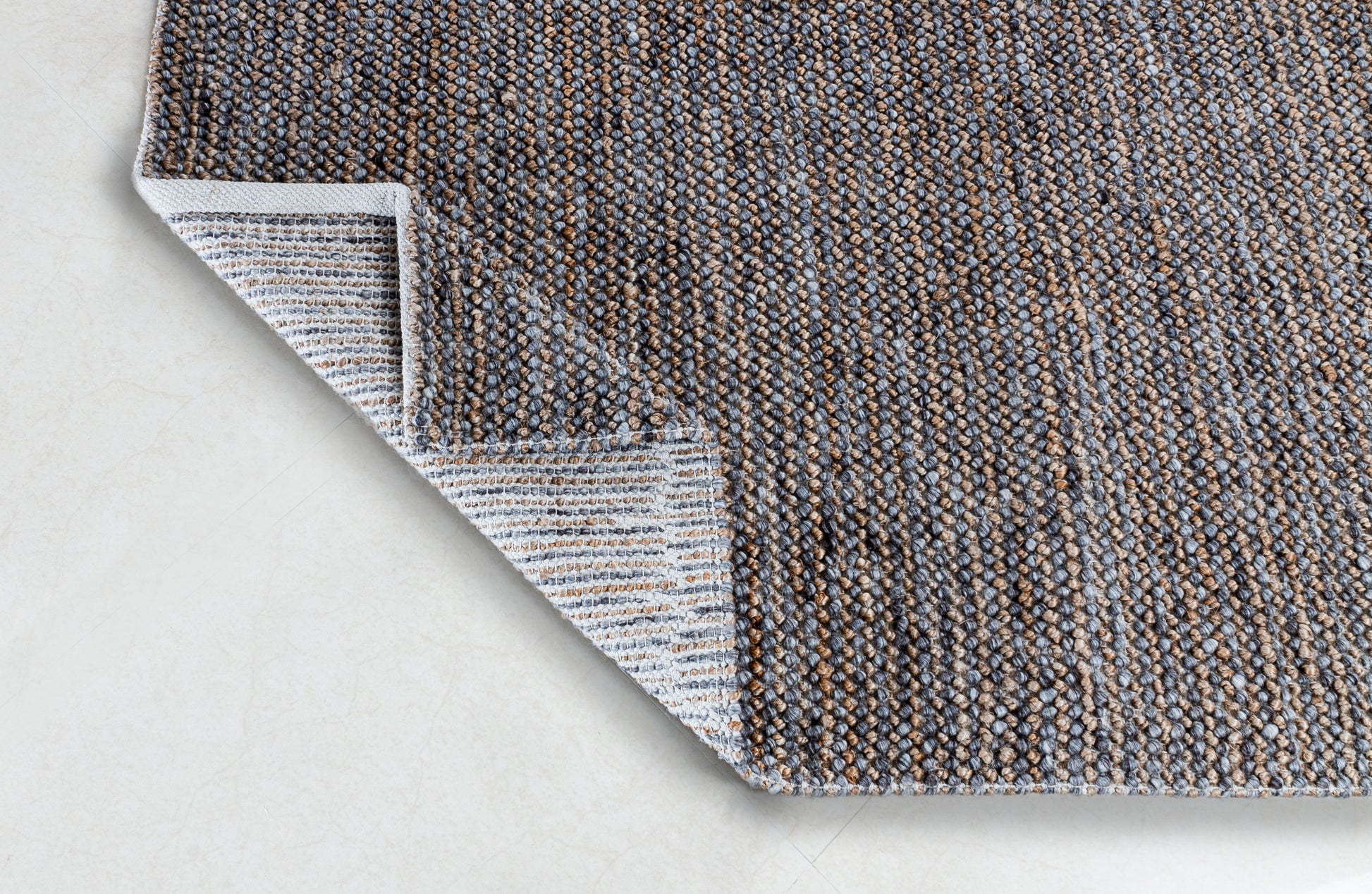 Contour Echoes Handwoven Jute & Wool Accent Rug