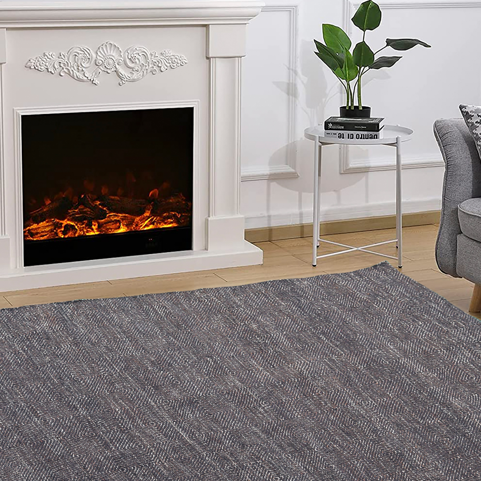    	 Geometric Whirl Handmade Wool Accent Rug