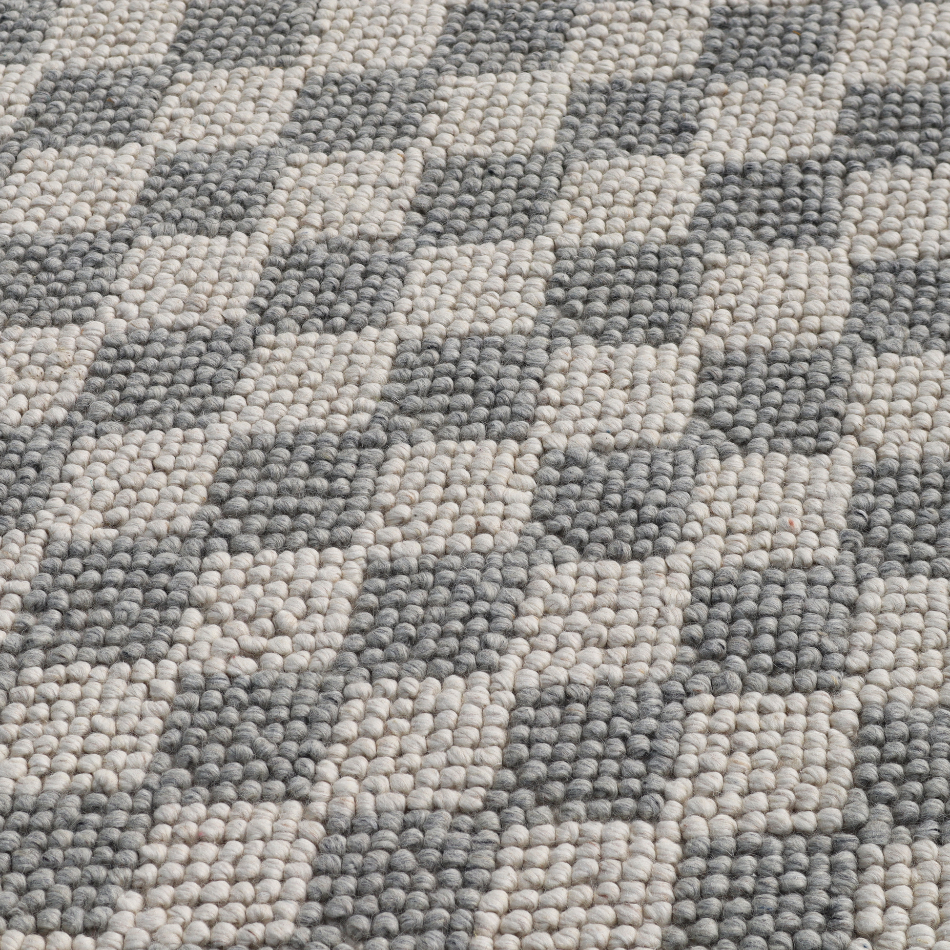 Checkerboard Charisma Handmade Wool Loop and Pile Rug 