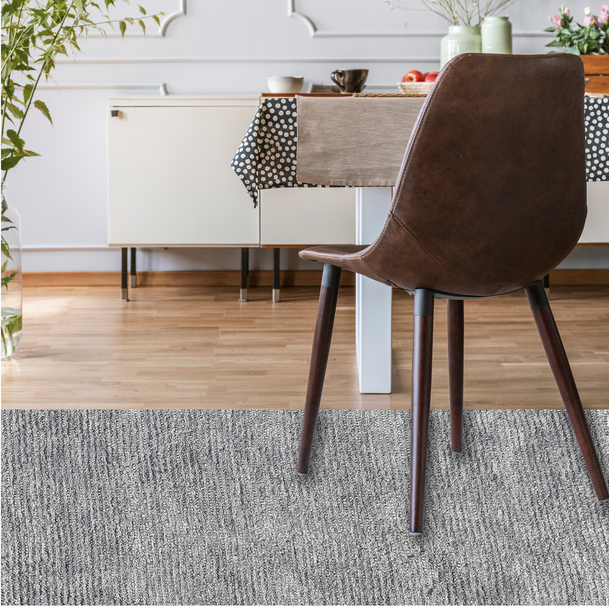 Misty Grays Handmade Wool Loop and Pile Accent Rug