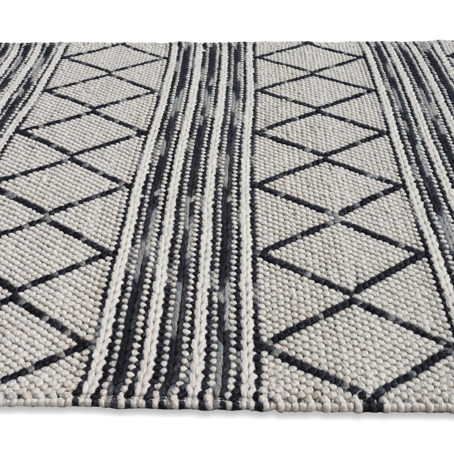 Tribal Echoes Handmade Wool Loop and Pile Rug