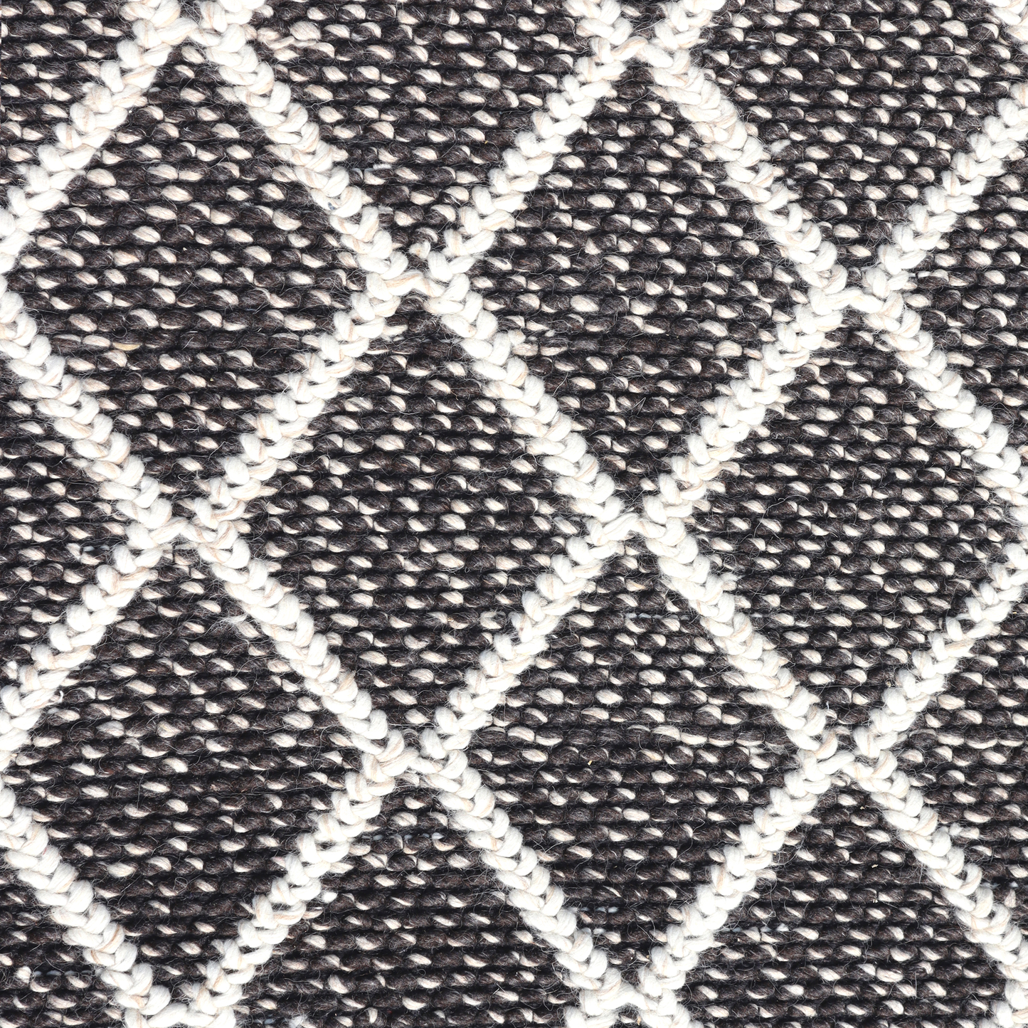 Geometric Elegance Handmade Wool Accent Rug