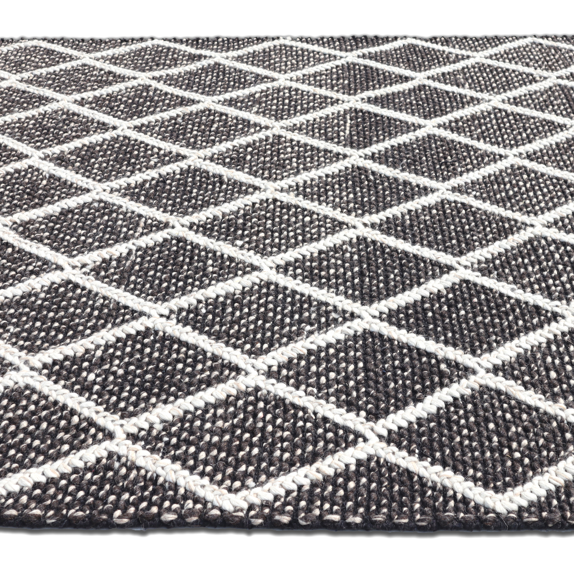 Geometric Elegance Handmade Wool Accent Rug