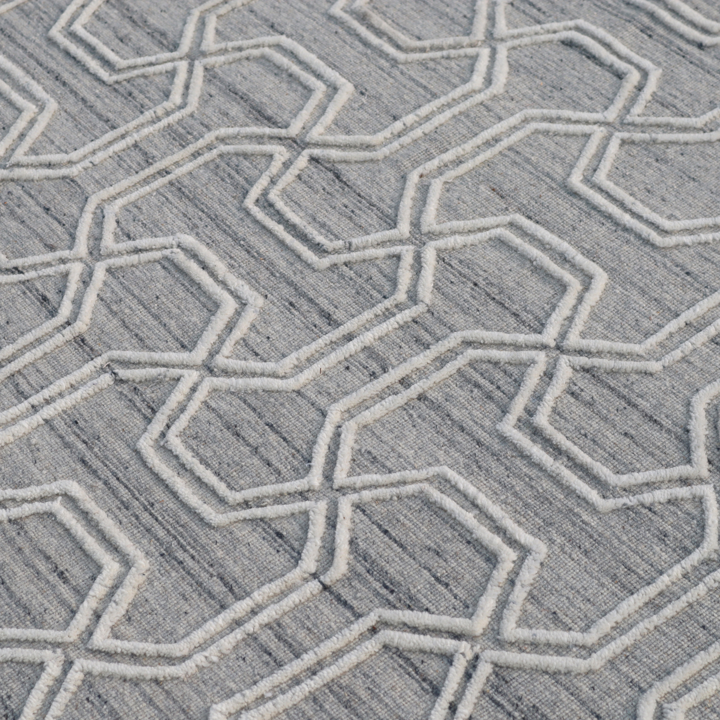 Geometric Grace Handmade Wool Accent Rug 